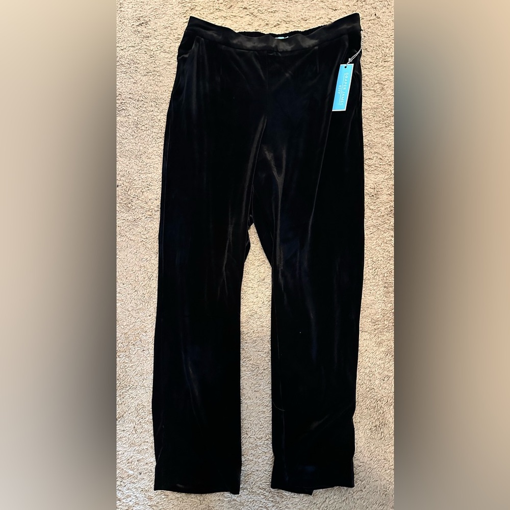 NWT Draper James Velvet Pants